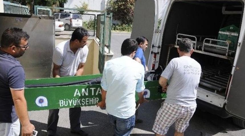 Kamyon Motosiklete &Ccedil;arptı: 1 &Ouml;l&uuml;