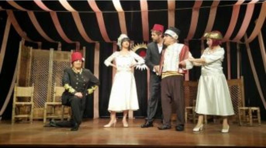 Komik-i Meşhur D&uuml;mb&uuml;ll&uuml; Oyunu Aliağa&rsquo;da