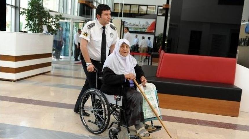 Altındağ Belediyesi&lsquo;nden Sevgi Dolu Refakat