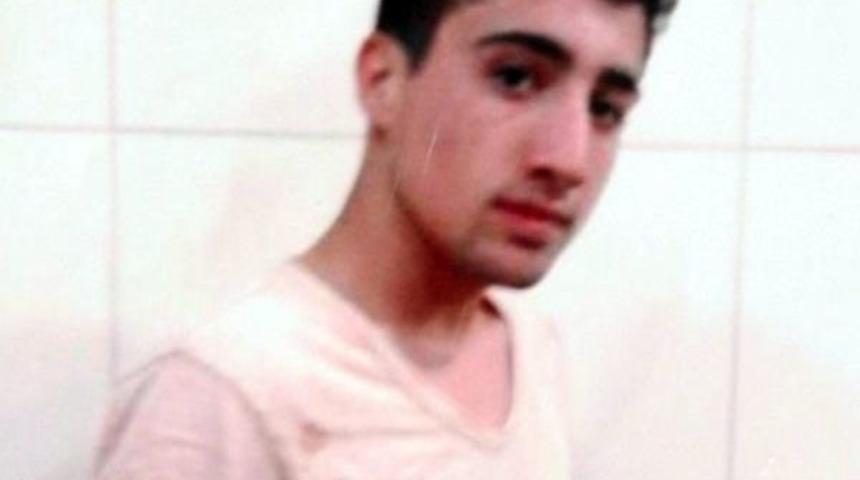 Annesi Ile Tartışan Ramazan Evden Ka&ccedil;tı