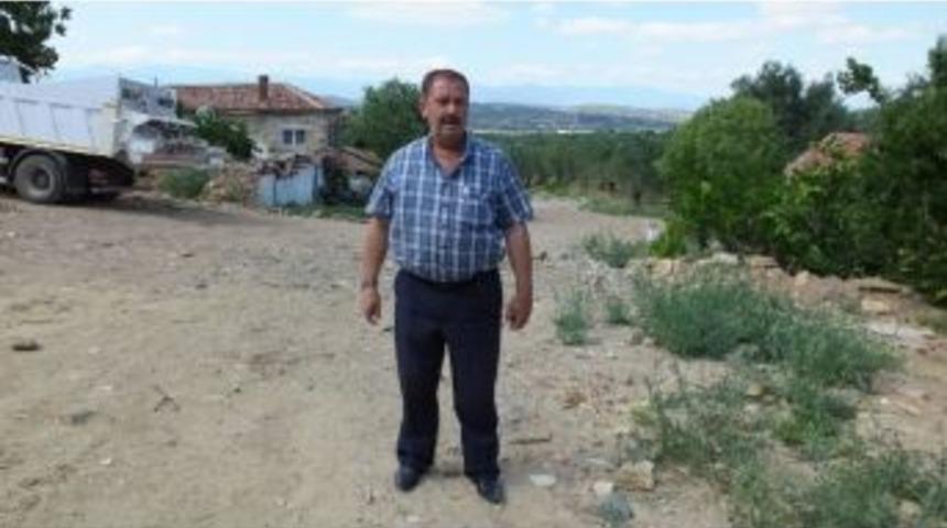 Ağacık&rsquo;da &Ccedil;&ouml;pl&uuml;ğ&uuml;n Yerinde Otopark Olacak