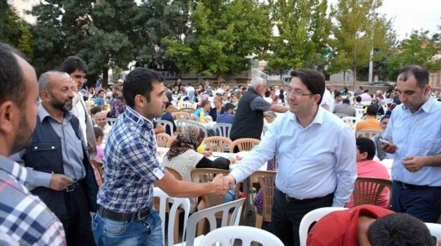 Aksaray&rsquo;da Mahalle İftarları S&uuml;r&uuml;yor