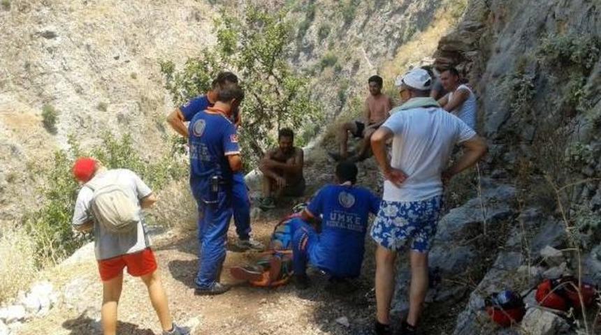 Kelebekler Vadisi'nde Mahsur Kaldı, Askeri Helikopterle Kurtarıldı