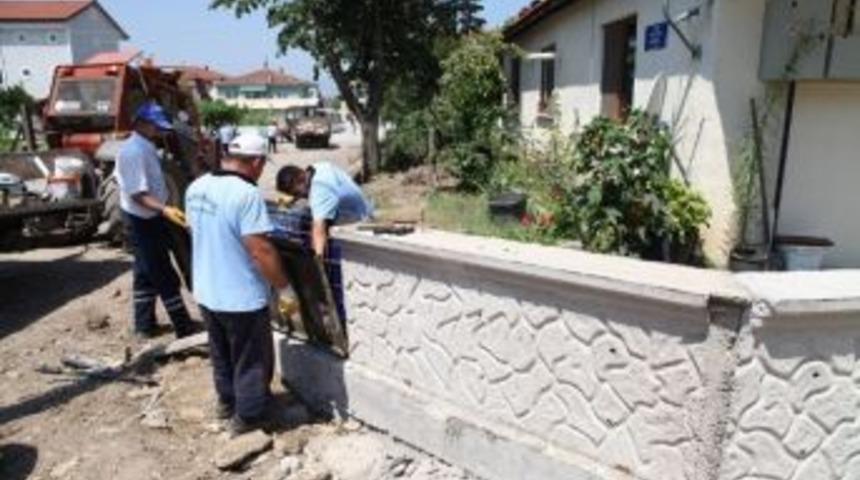 Başiskele&rsquo;de Tek Tip Perde Duvar Yaygınlaşıyor