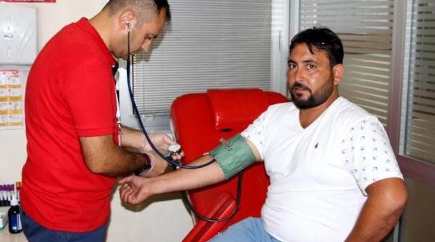 L&ouml;semi Tedavisi G&ouml;ren Avukat I&ccedil;in Meslektaşları Kan Bağışı Yaptı