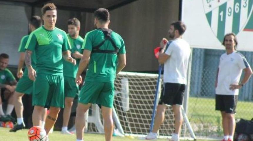 Bursaspor Yoğun Tempoda &Ccedil;alışıyor