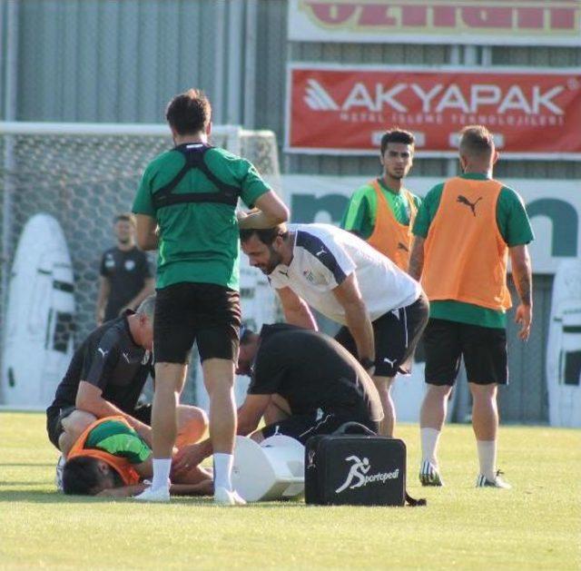 Bursaspor Yoğun Tempoda Çalışıyor