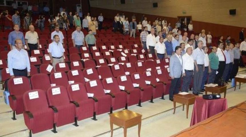 Ak Parti, Chp Ve Hdp'li Meclis &Uuml;yeleri Toplantıya Katılmadı