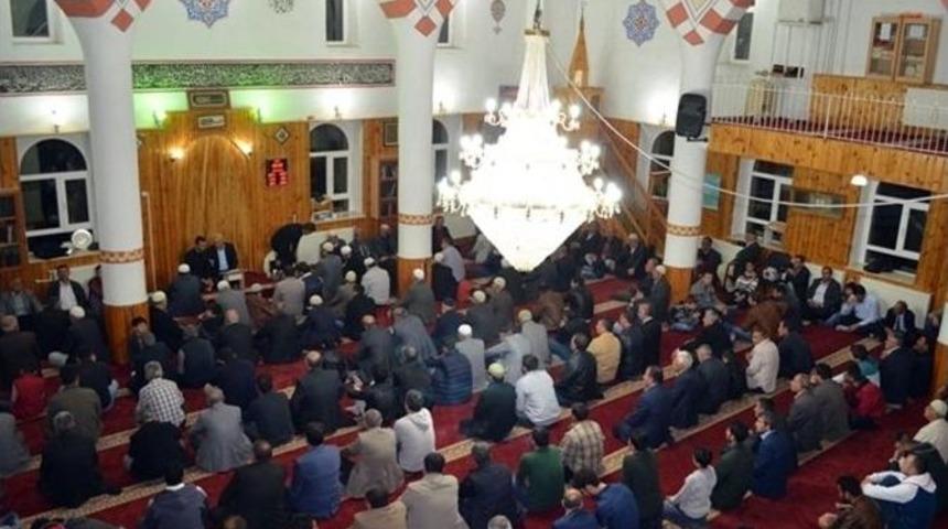 Adilcevaz&rsquo;da Kadir Gecesi Coşkuyla Kutlandı