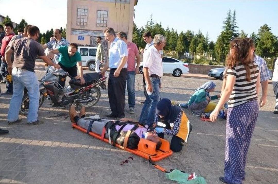 Seydişehir&rsquo;de Trafik Kazaları: 2&rsquo;si Ağır 7 Yaralı