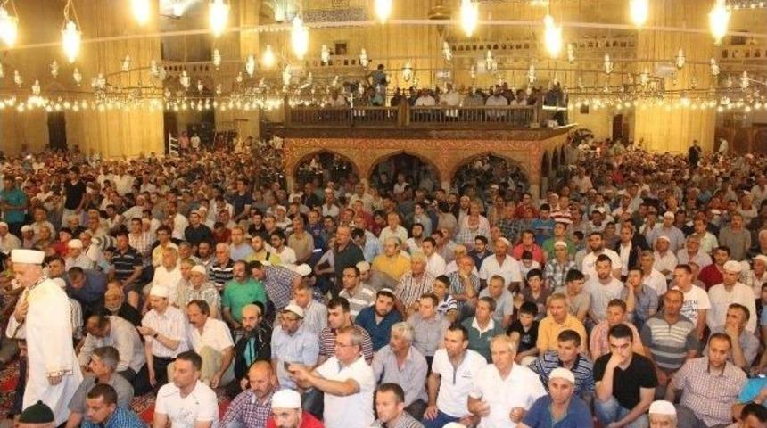 Kadir Gecesi&rsquo;nde Selimiye Camii Doldu Taştı