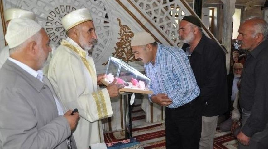 Sorgun&rsquo;da Sakal-ı Şerif Ziyarete A&ccedil;ıldı