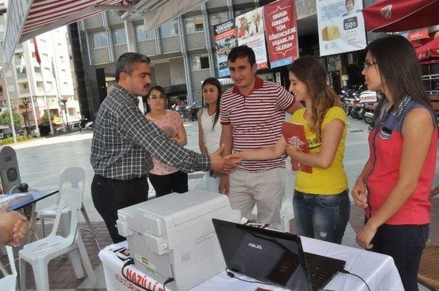 Başkan Alıcık, Tercih Stantlarını Ziyaret Etti