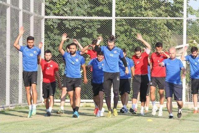 Kocaeli Birlikspor Hazırlıklarını Sürdürüyor