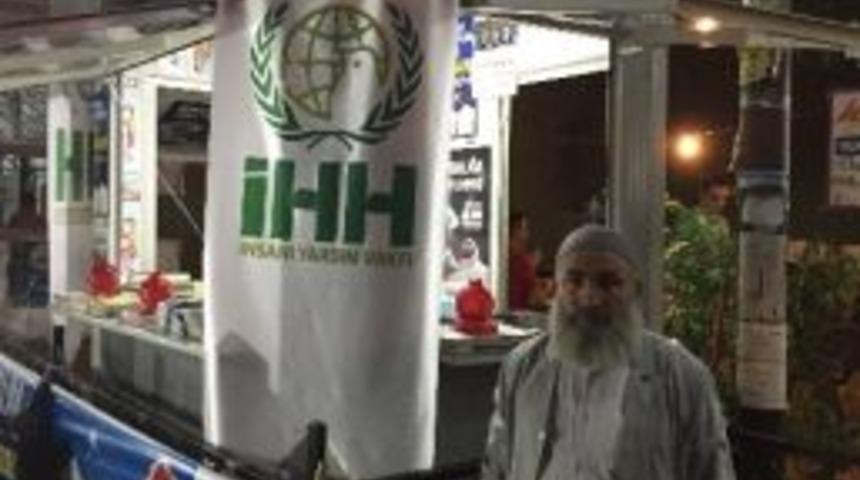 Hayır Standına Yoğun İlgi