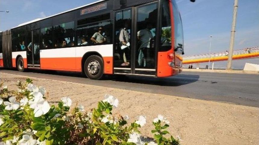 Bayramda İzmir&rsquo;e Toplu Ulaşım M&uuml;jdesi