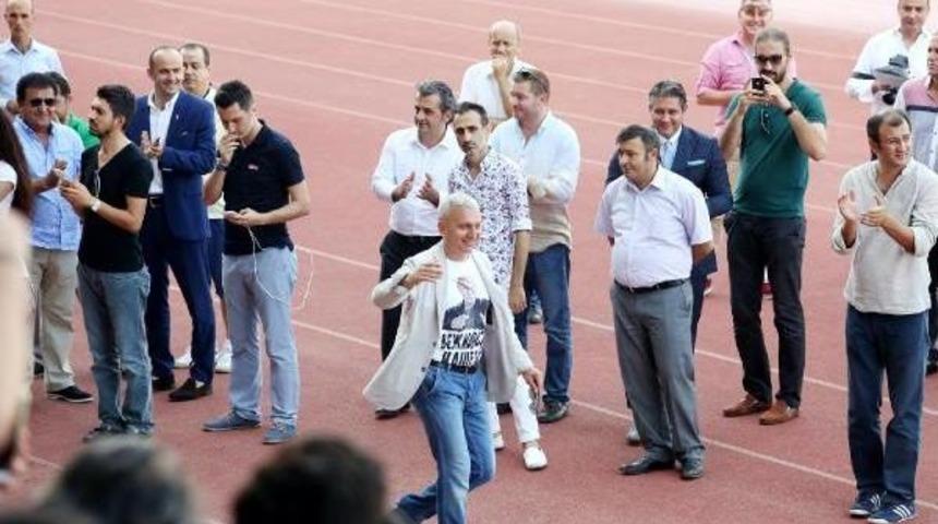 Putinli Tiş&ouml;rt G&ouml;revden Aldırttı