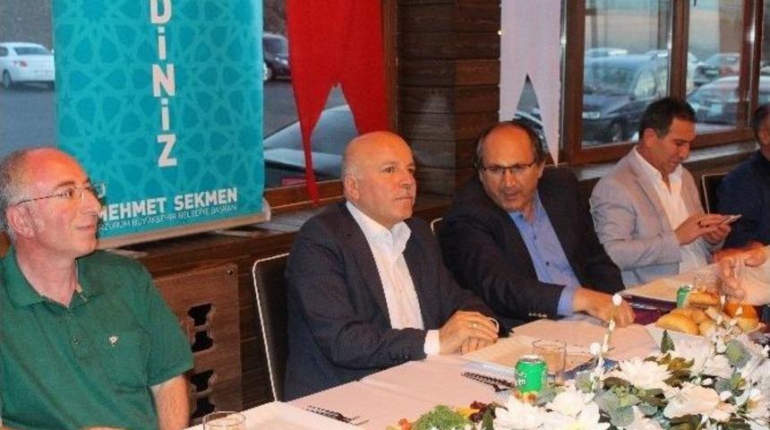 Başkan Sekmen, İftarda Gazetecilerle Biraraya Geldi