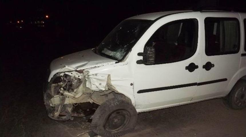 Malatya&rsquo;da Trafik Kazası: 3 Yaralı