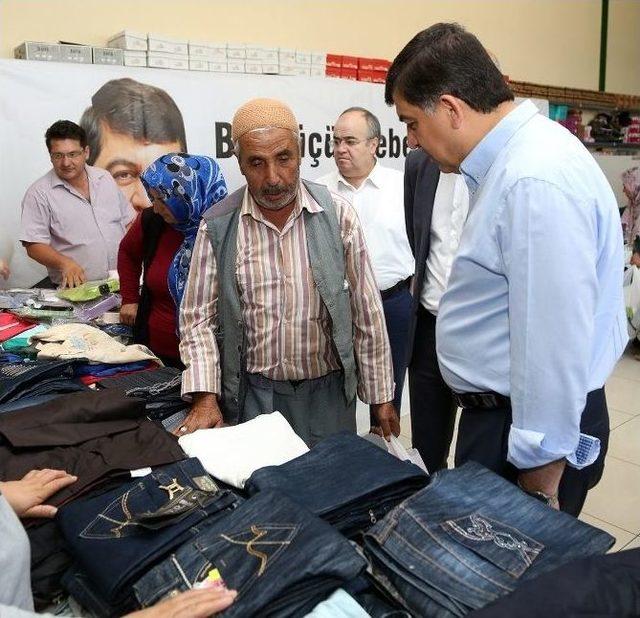 Şehitkamil’den Dar Gelirli Ailelere Bayram Elbisesi