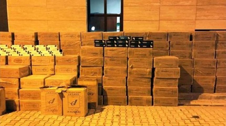Minib&uuml;sten 67 Bin 500 Paket Ka&ccedil;ak Sigara &Ccedil;ıktı