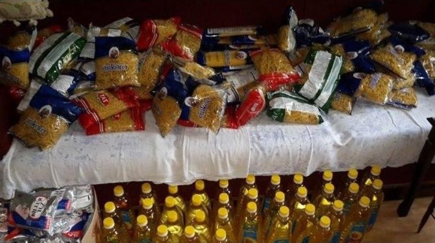 Bafra Umut Derneği&rsquo;nden 300 Aileye Gıda Yardımı