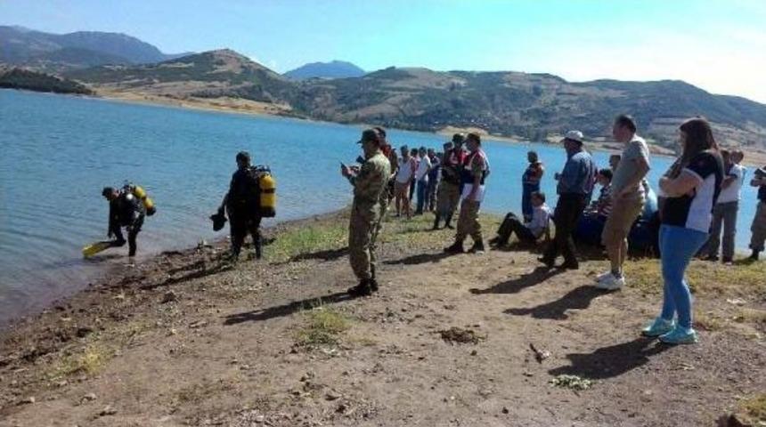 Serinlemek I&ccedil;in Girdiği Almus Barajı'nda Kayboldu