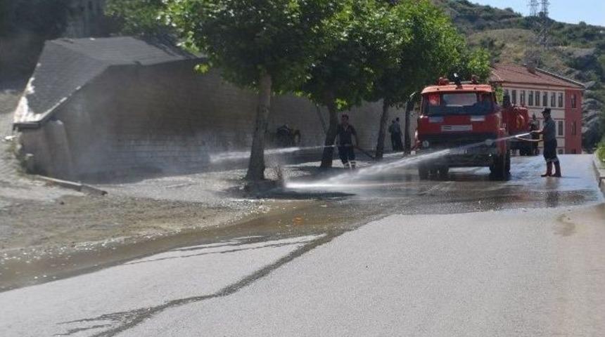 İskilip Belediyesi&rsquo;nden Bayram Temizliği