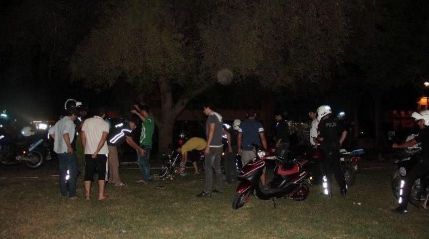 Adana Narkotim&rsquo;den Parklarda &lsquo;torbacı&rsquo; Uygulaması