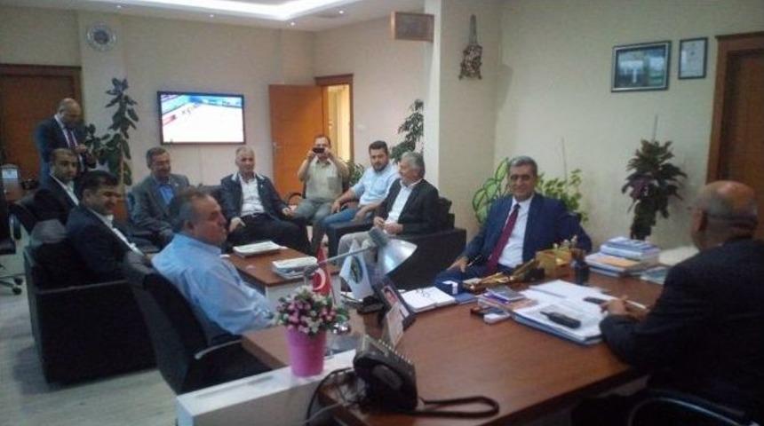 Sarıveliler Belediyesi 2 Bin Kişiye İftar Yemeği Verdi