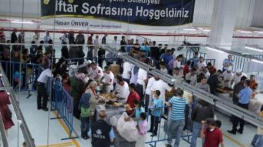 Belediye İftar Sofrası Son Kez Kuruluyor