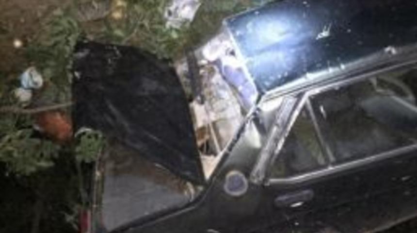 Kızılcahamam&rsquo;da Trafik Kazası: 2 &Ouml;l&uuml;, 1 Yaralı