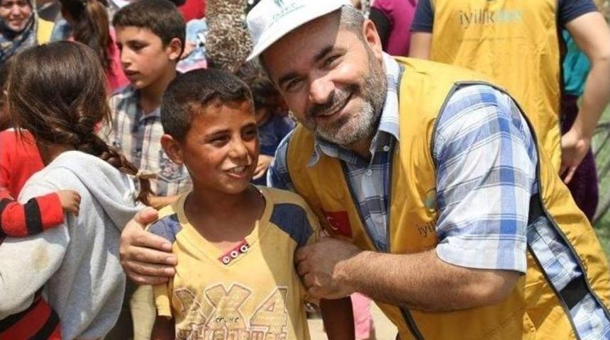 İyilikder Ve Akadder, Suriyeli Muhacirlerin Y&uuml;z&uuml;n&uuml; G&uuml;ld&uuml;rd&uuml;