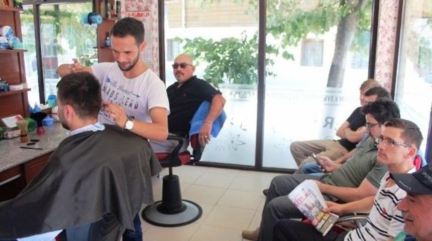 Berberlerin Bayram Mesaisi Başladı