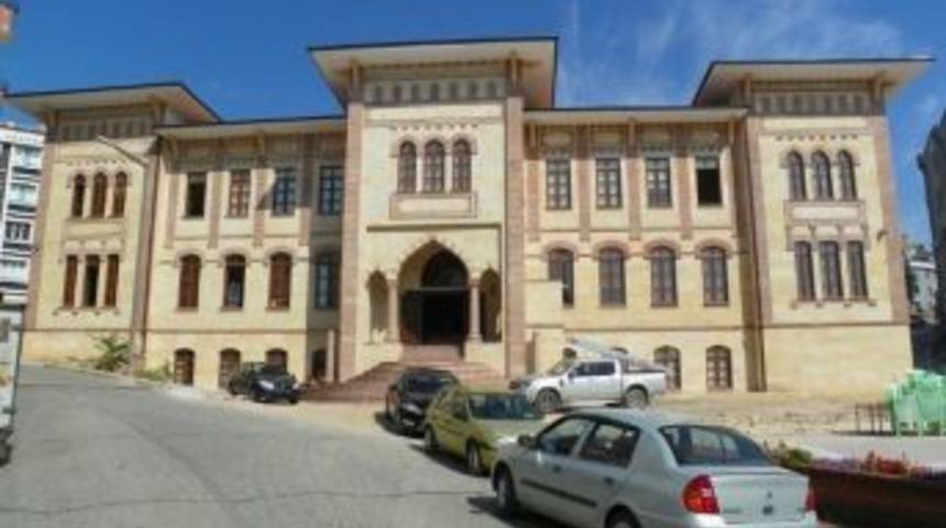 Biga&rsquo;ya Yeni H&uuml;k&uuml;met Konağı