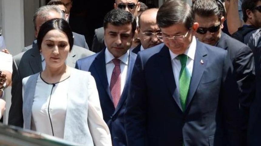 Davutoğlu: Y&uuml;zde 13 Oy Almış Bir Partiyi Yok Sayamam