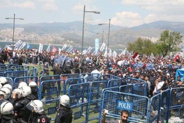 İzmir'deki 1 Mayıs Davasında Tutuklu Sanık Kalmadı