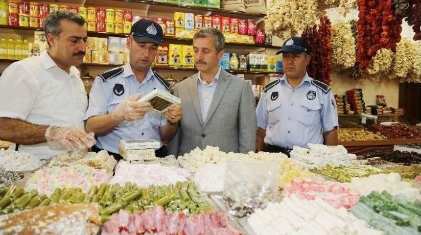 Şahinbey Zabıtasından Bayram &Ouml;ncesi Gıda Denetimi