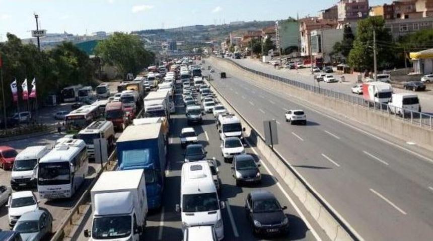 Yollarda Bayram Tatili G&ouml;&ccedil;&uuml; (3)