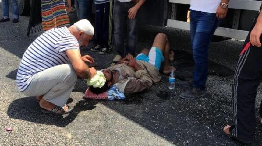 Suriye Plakalı Otomobil Takla Attı: 3 Yaralı