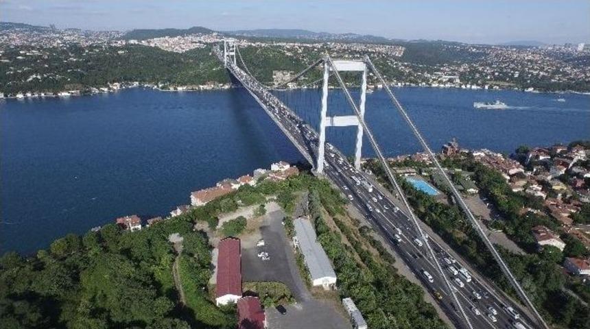 Fsm K&ouml;pr&uuml;s&uuml;&rsquo;nde Durma Noktasına Gelen Trafik Havadan G&ouml;r&uuml;nt&uuml;lendi