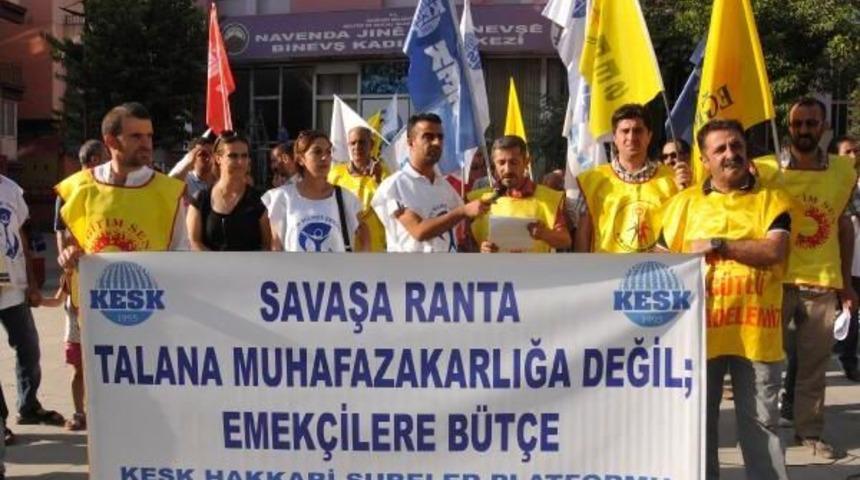 Hakkari'de Kesk'ten Bordro Yakma Eylemi