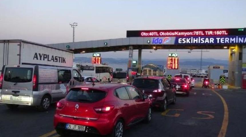 İdo Iskelelerinde Bayram Yoğunluğu Bir G&uuml;n &Ouml;nceden Başladı
