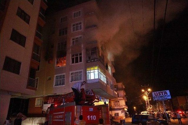 Rize’de Korkutan Yangın