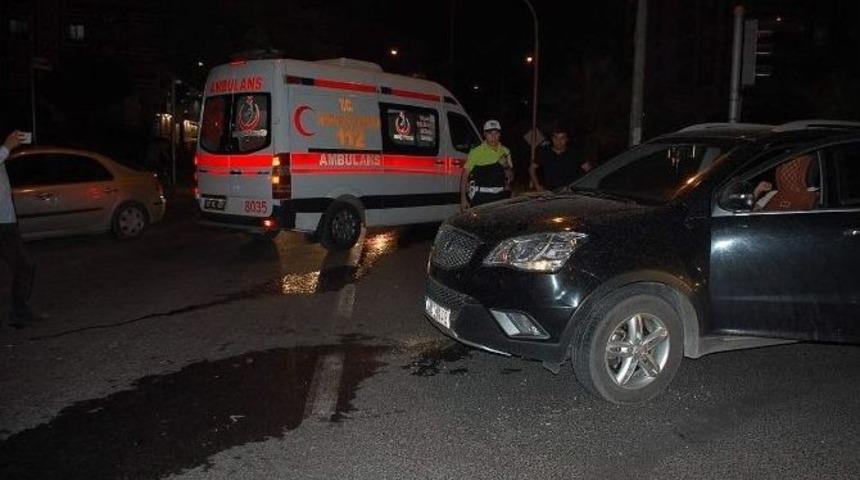 Adıyaman&rsquo;da Kırmızı Işık İhlali: 2 Yaralı