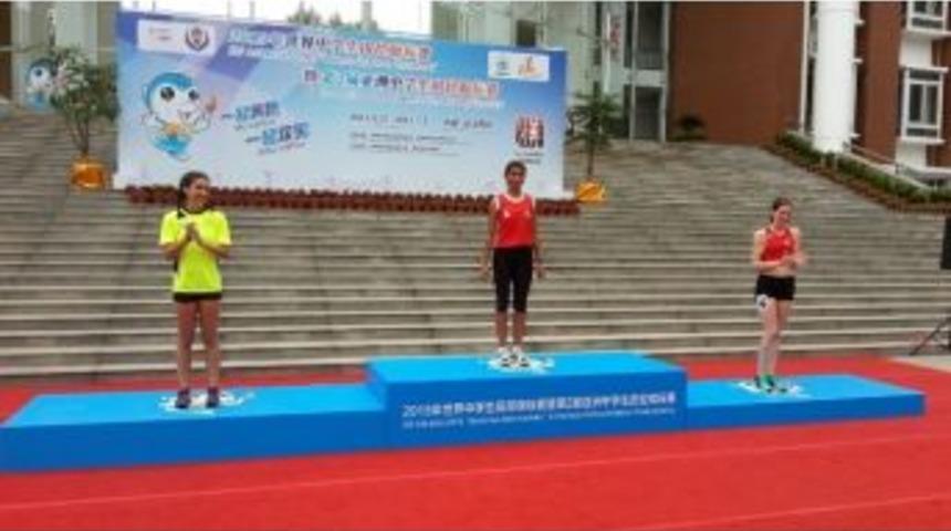 Şevval, &Ccedil;in&rsquo;den D&uuml;nya Birinciliğiyle D&ouml;nd&uuml;