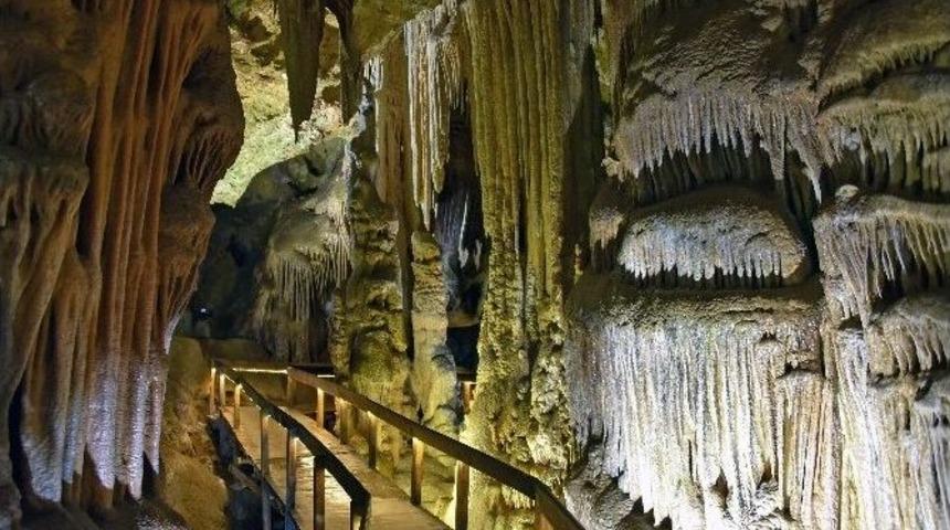 Karaca Mağarası Bayramda Da A&ccedil;ık