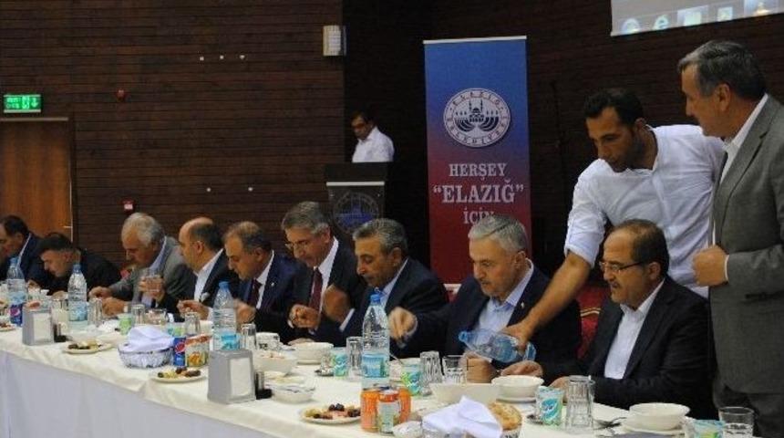 Elazığ&rsquo;da Geleneksel Sıla İftarı