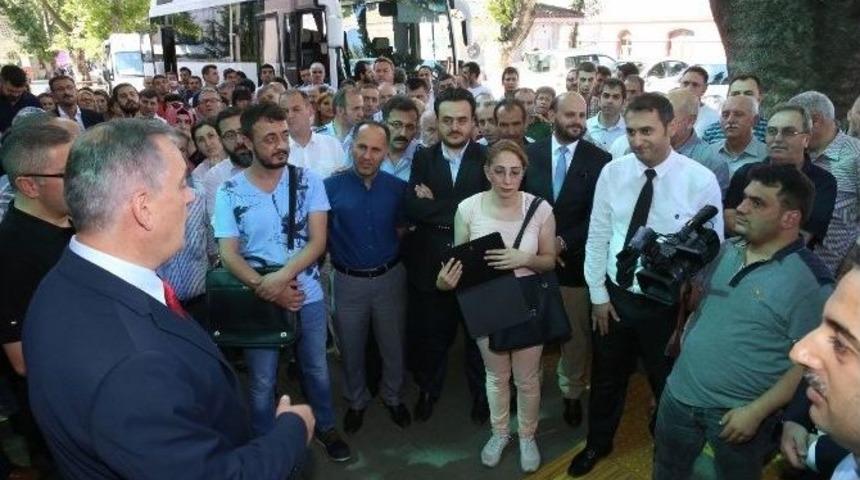 Ey&uuml;p&rsquo;&uuml;n Hizmetkarları Başkan Aydın&rsquo;la Bayramlaştı