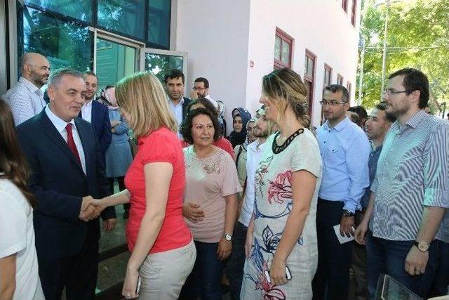 Eyüp’ün Hizmetkarları Başkan Aydın’la Bayramlaştı